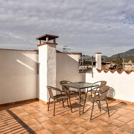 Ganganell Atic Apartamento Con Terraza En Бесалу Екстер'єр фото