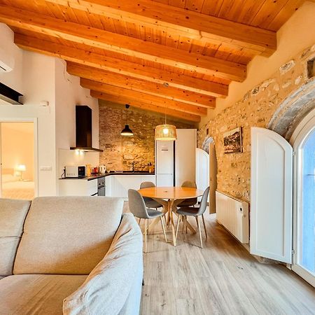 Ganganell Atic Apartamento Con Terraza En Бесалу Екстер'єр фото